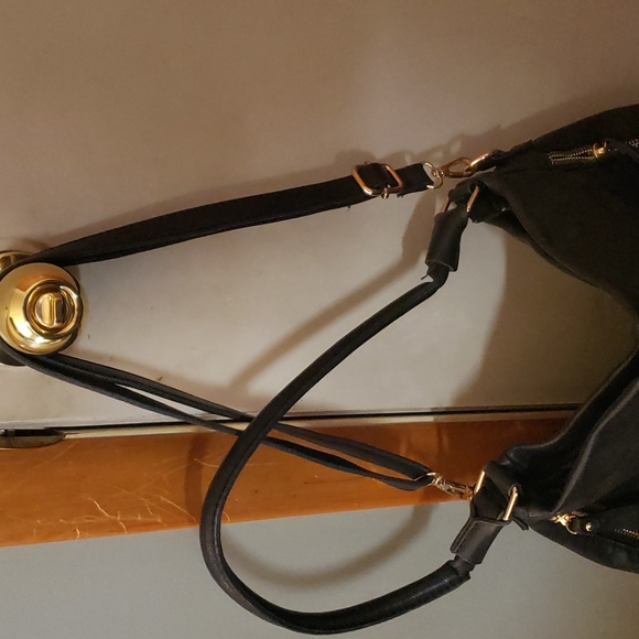 Large women's tote - Picture 2 of 7